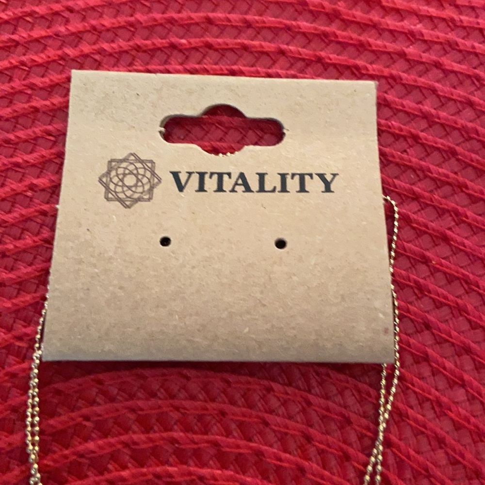 Pure Diffuser Necklace - Picture 4 of 4